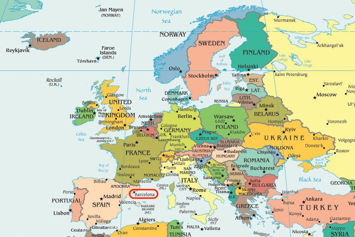 地図を示すスペインバルセロナ