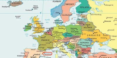 地図を示すスペインバルセロナ